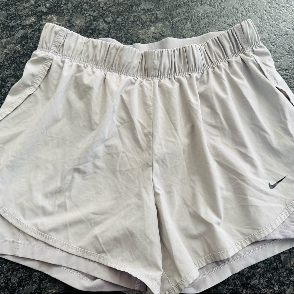 Nike Women's Light Gray Athletic Shorts